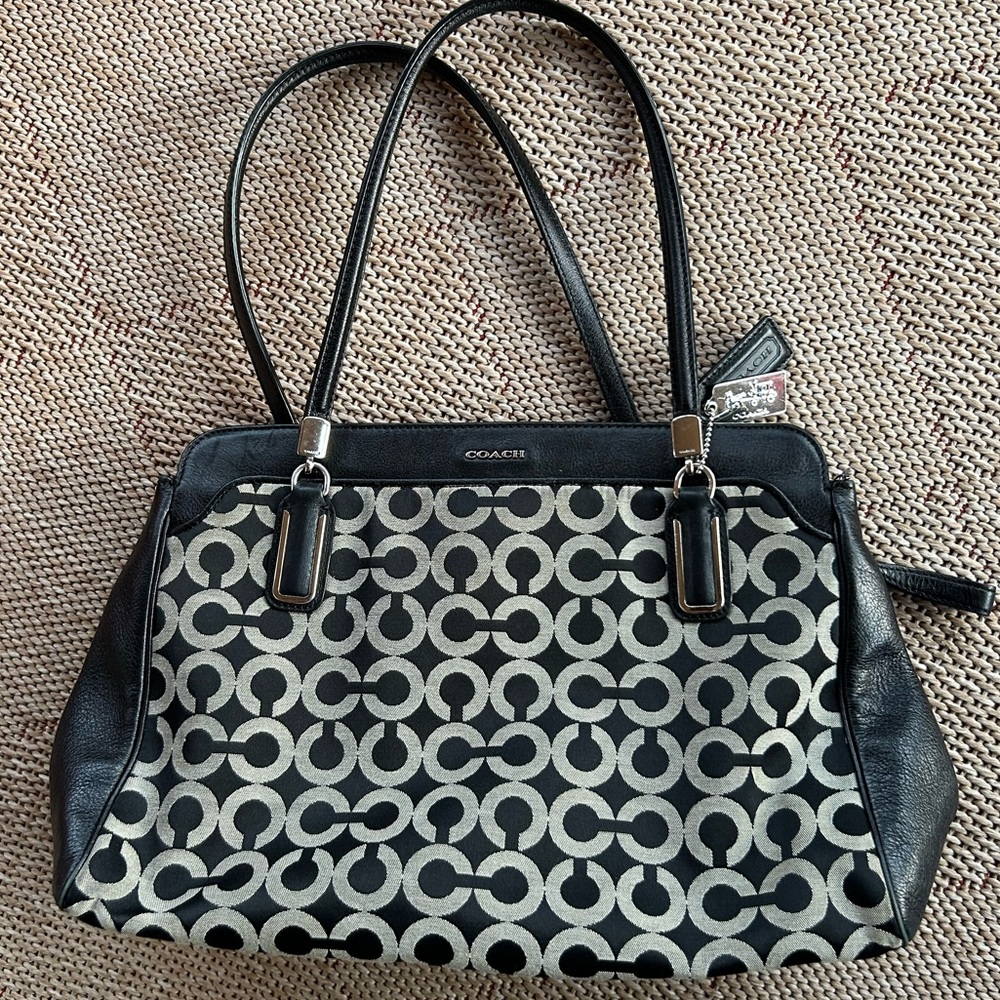 COACH Madison Kimberly Carryall EUC - Picture 9 of 11